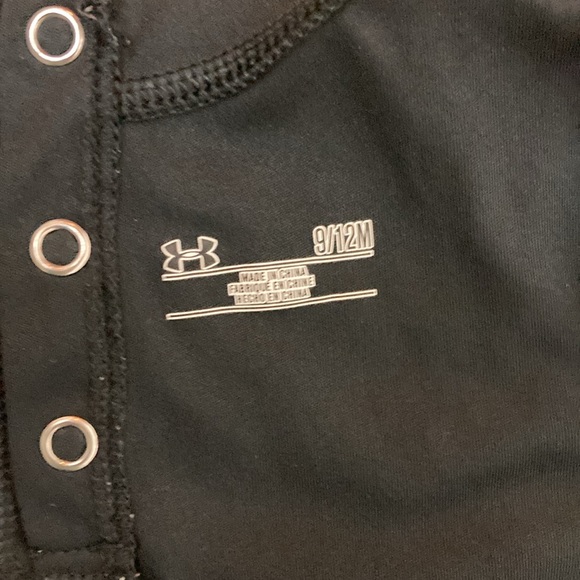 Under Armour active wear, size 9-12 months - Picture 7 of 8